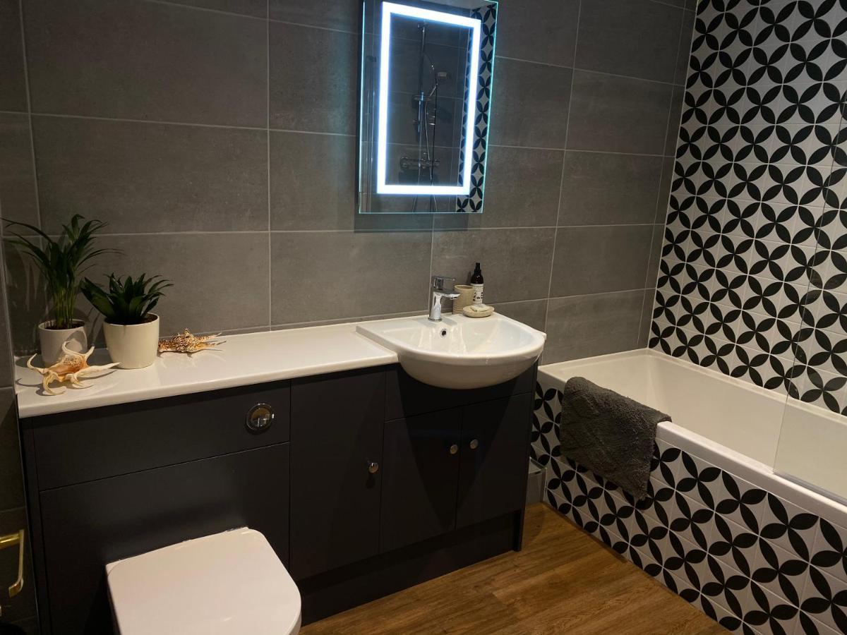 Spacious Luxury Flat In Swanage, Close To Beach With Parking Екстер'єр фото